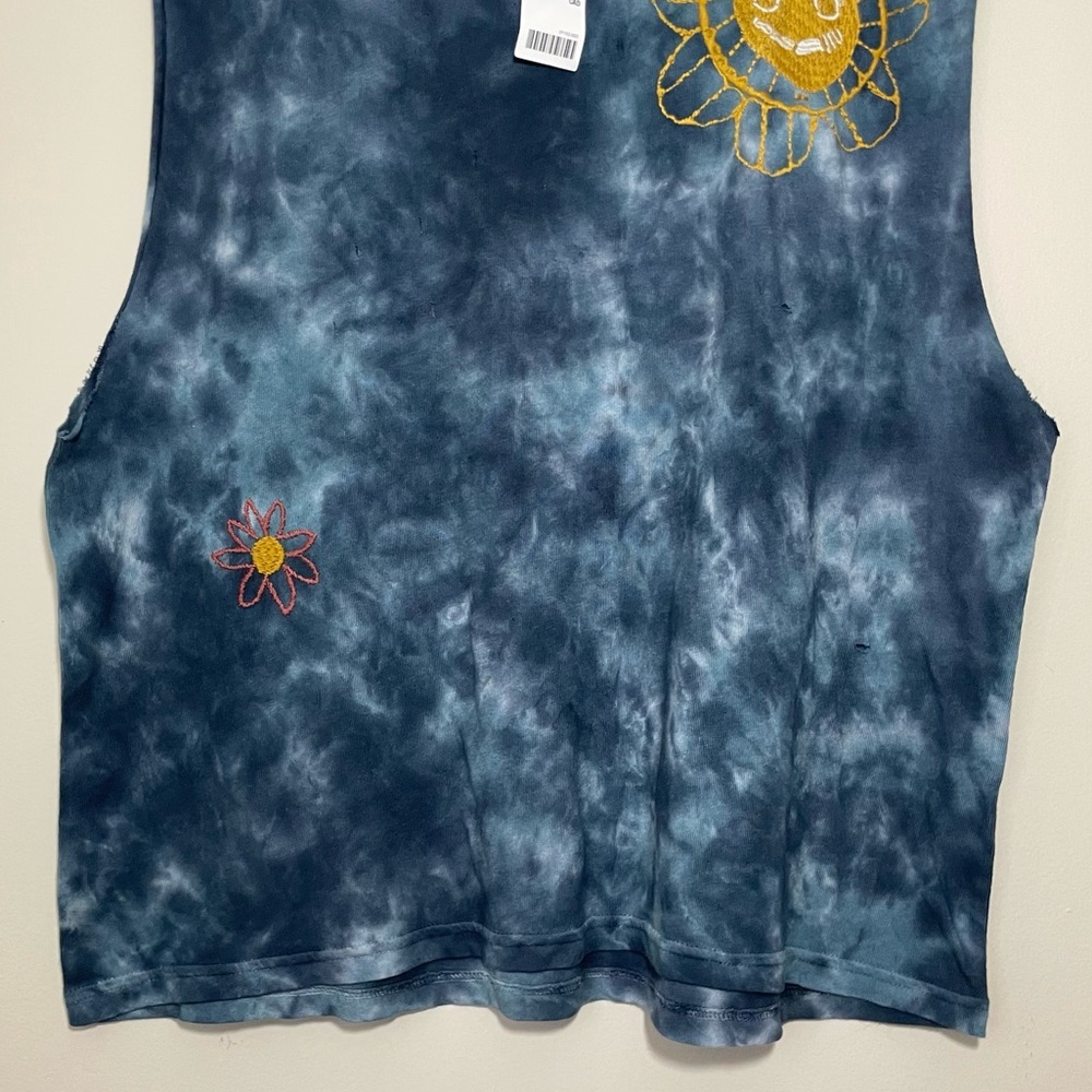 NWT Urban Outfitters Sunshine Tie Dye Muscle Tank - Picture 3 of 9